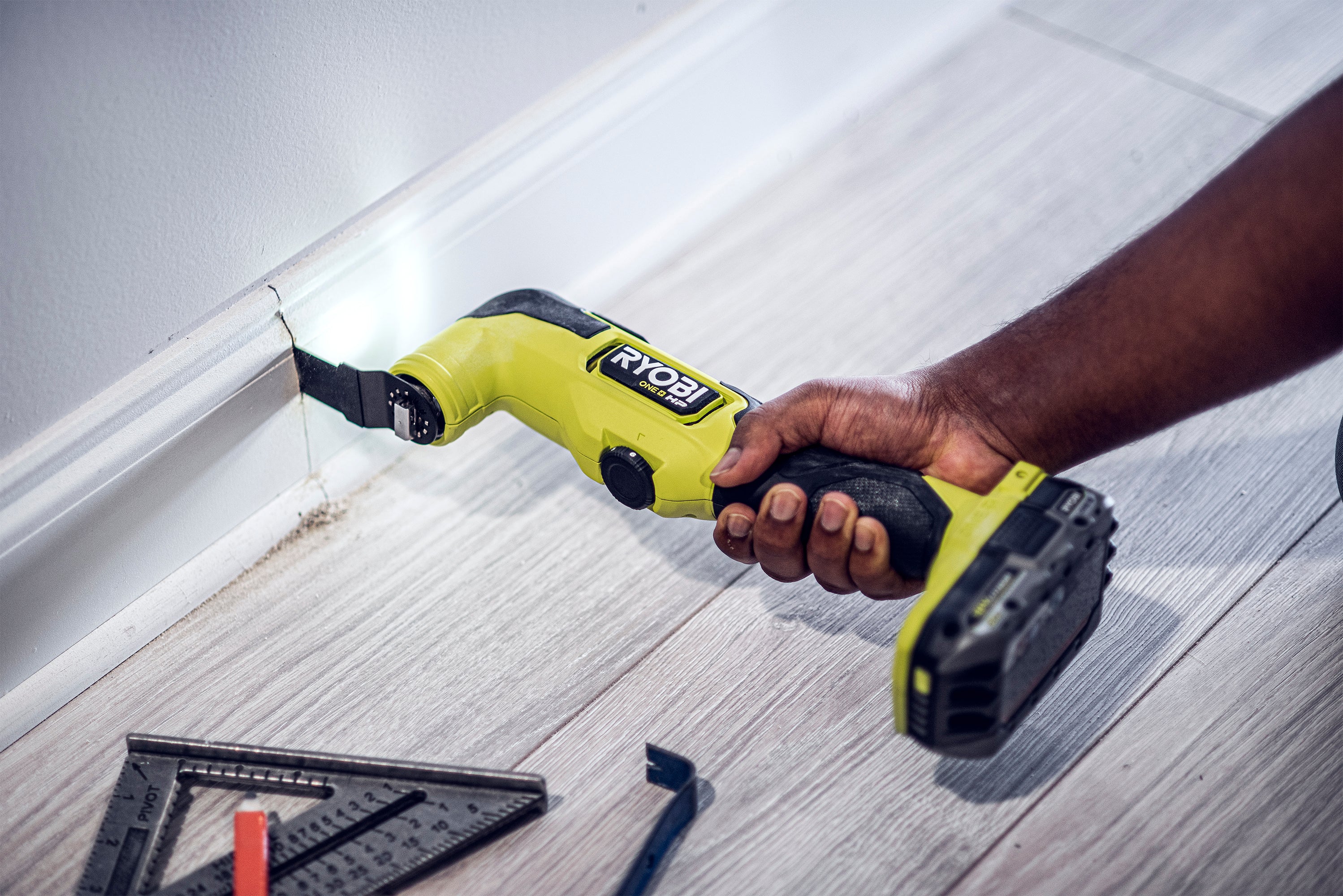 18V ONE+ HP Brushless Multi-Tool - Image 4