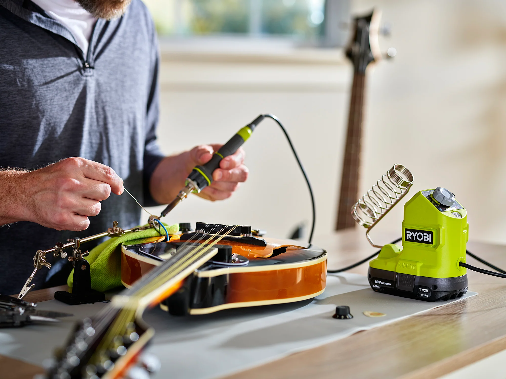 18V ONE+ 120W SOLDERING IRON - Image 6
